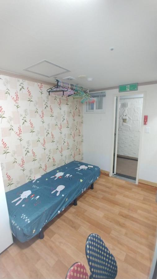 Art Oneroomtel Hostel Seoul